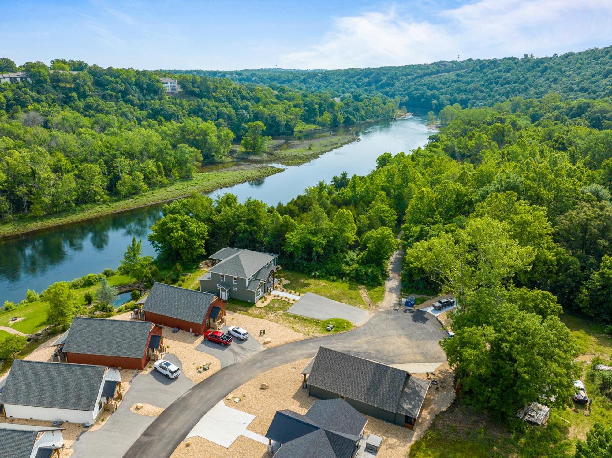 New Ozark Oasis Luxe Cabin Retreat With Hot Tub هوليستر المظهر الخارجي الصورة